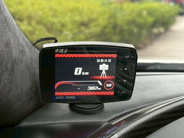 AUDI奧迪 R8  第16張相片