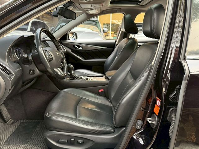 INFINITI無限 Q50  第13張相片
