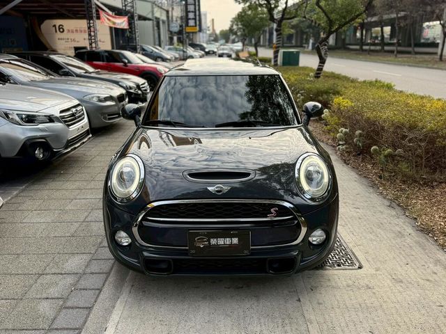 MINI迷你 COOPER S  第2張相片