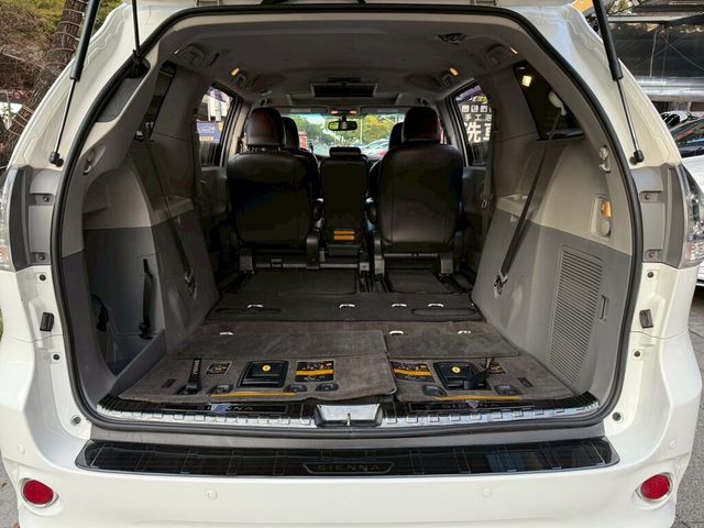 TOYOTA豐田 SIENNA  第11張相片