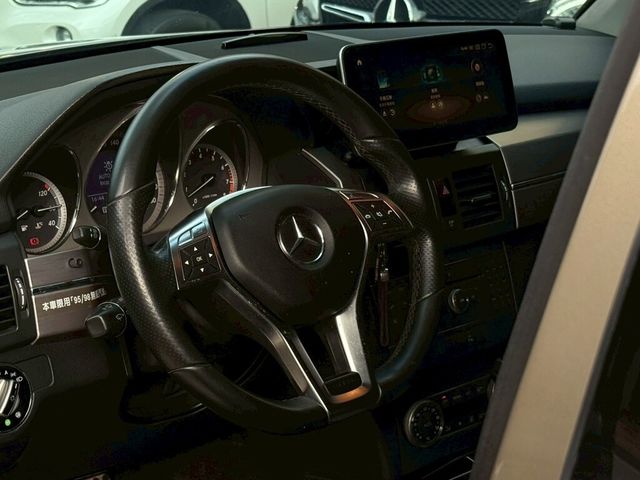 M-BENZ賓士 GLK280  第14張相片