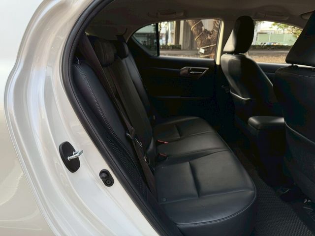 LEXUS凌志 CT200H  第12張相片