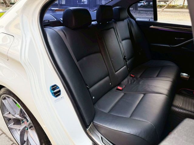 BMW寶馬 523I  第14張相片