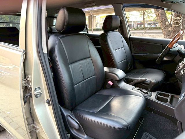 TOYOTA豐田 INNOVA  第10張相片