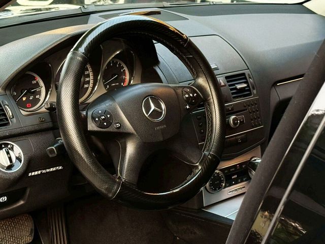 M-BENZ賓士 C300  第14張相片