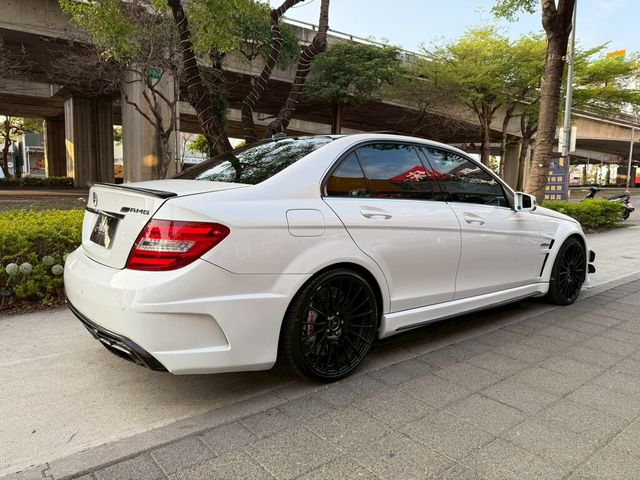M-BENZ賓士 C63 AMG  第4張相片