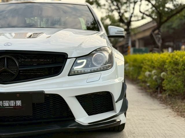 M-BENZ賓士 C63 AMG  第7張相片
