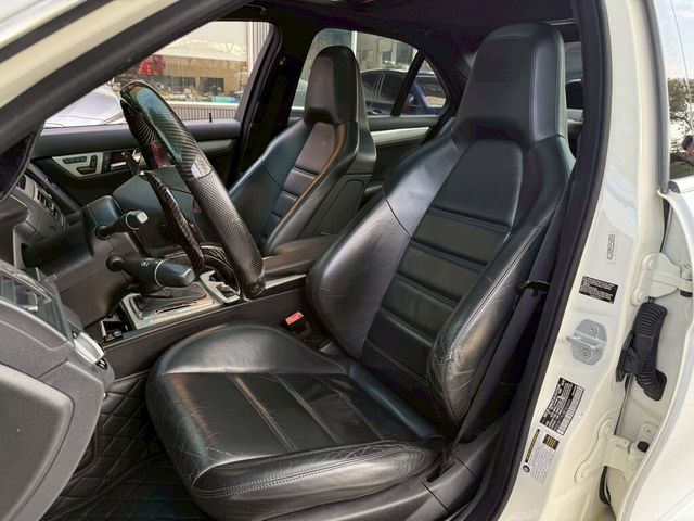 M-BENZ賓士 C63 AMG  第15張相片