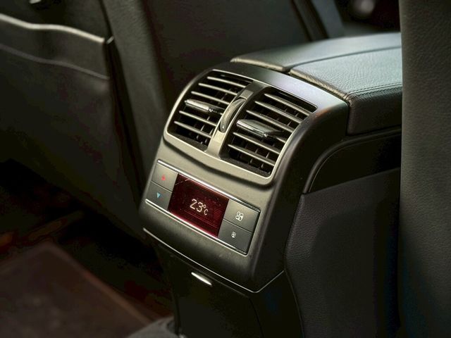 M-BENZ賓士 E63 AMG  第13張相片