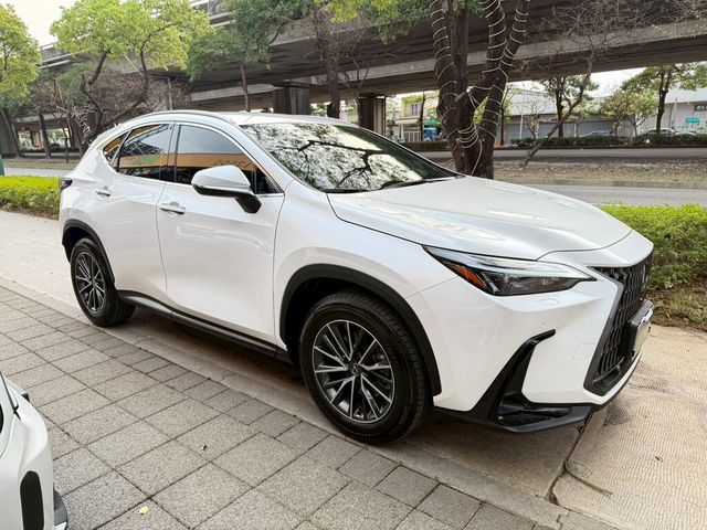 LEXUS凌志 NX200  第3張相片