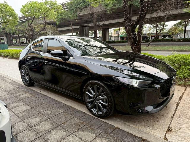 MAZDA馬自達 MAZDA 3  第3張相片