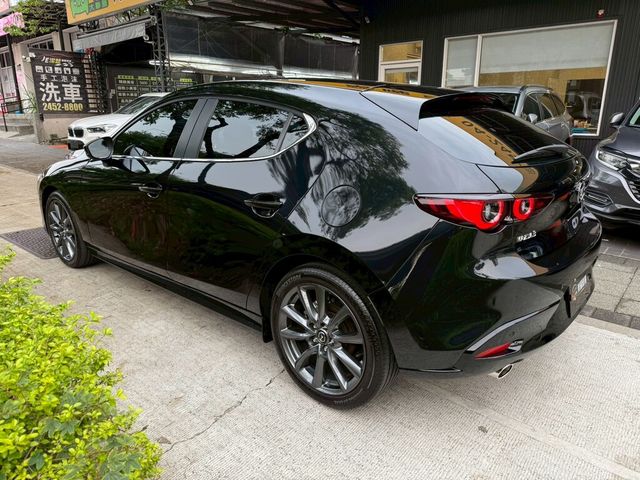 MAZDA馬自達 MAZDA 3  第6張相片