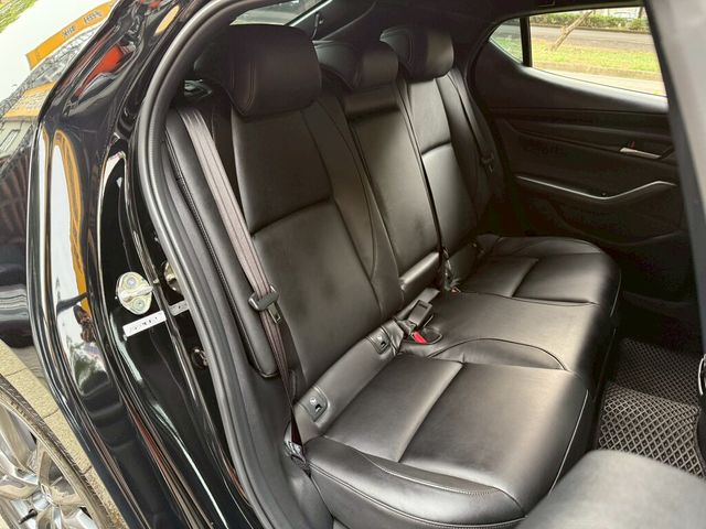 MAZDA馬自達 MAZDA 3  第11張相片