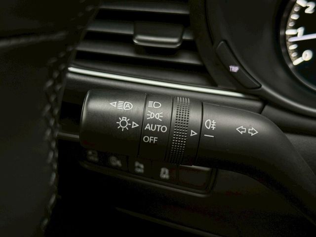 MAZDA馬自達 MAZDA 3  第14張相片