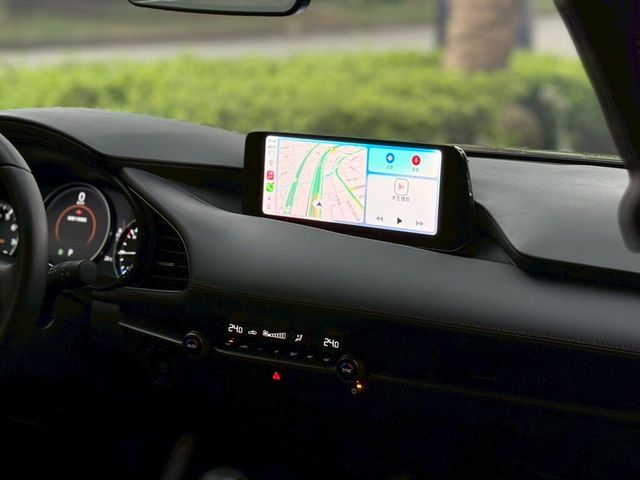 MAZDA馬自達 MAZDA 3  第16張相片