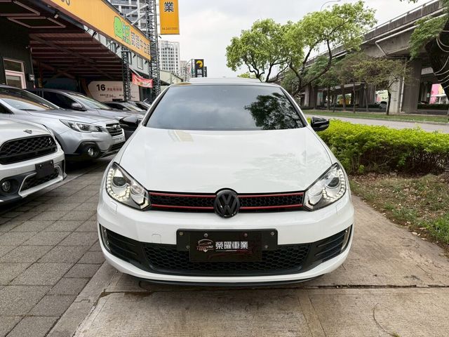 VOLKSWAGEN福斯 GOLF GTI  第2張相片