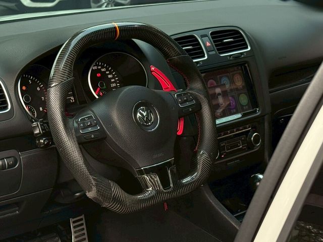 VOLKSWAGEN福斯 GOLF GTI  第15張相片