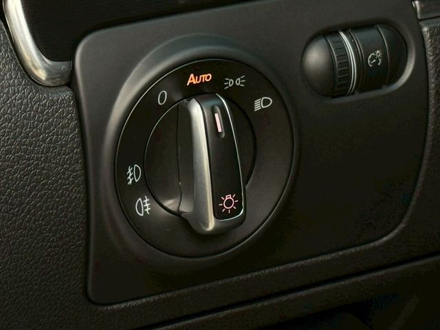 VOLKSWAGEN福斯 GOLF GTI  第16張相片