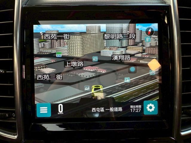 PORSCHE保時捷 CAYENNE  第14張相片