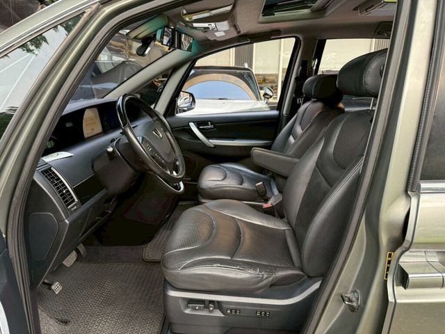 LUXGEN納智捷 M7 TURBO  第7張相片