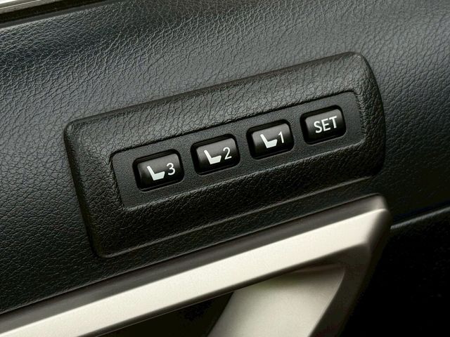 LEXUS凌志 CT200H  第14張相片