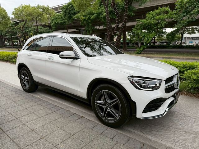 M-BENZ賓士 GLC300  第3張相片