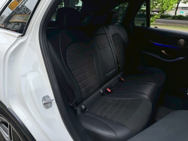 M-BENZ賓士 GLC300  第11張相片