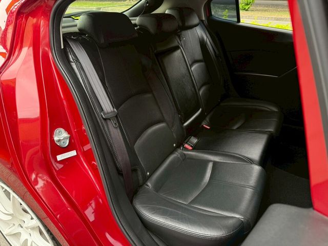 MAZDA馬自達 MAZDA 3  第13張相片