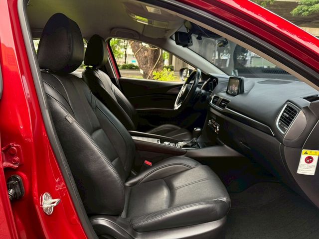 MAZDA馬自達 MAZDA 3  第14張相片