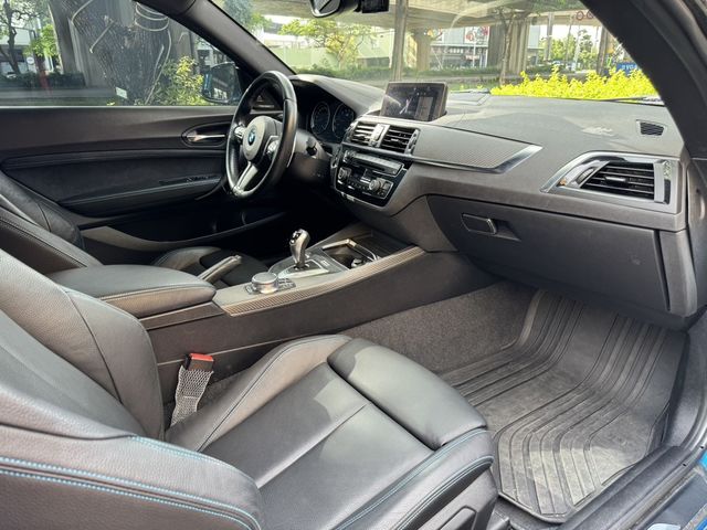 BMW寶馬 M2 COUPE  第10張相片