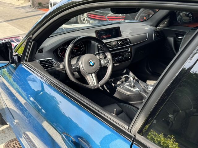 BMW寶馬 M2 COUPE  第15張相片