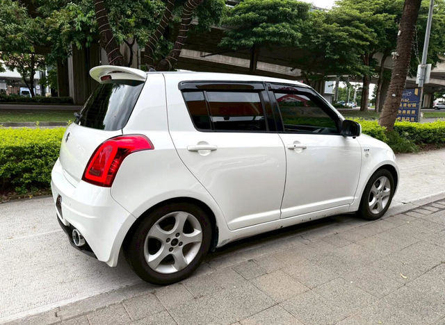 SUZUKI鈴木 SWIFT  第5張相片