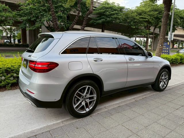 M-BENZ賓士 GLC300  第4張相片