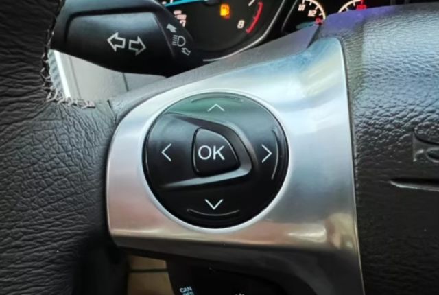 FORD福特 FOCUS  第17張相片