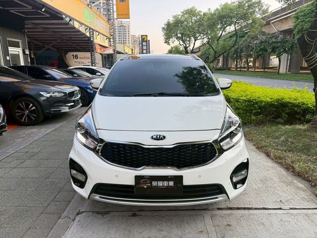 KIA起亞 CARENS  第2張相片