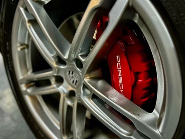 PORSCHE保時捷 MACAN TURBO  第5張相片