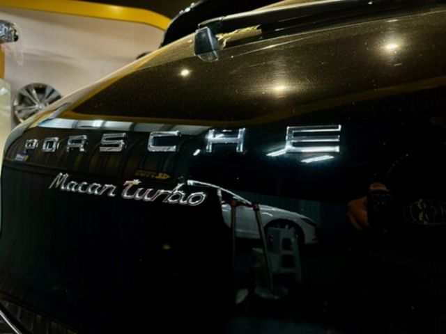 PORSCHE保時捷 MACAN TURBO  第6張相片