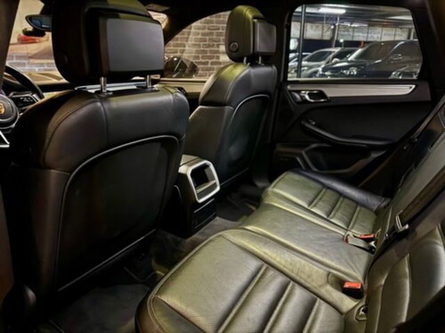 PORSCHE保時捷 MACAN TURBO  第9張相片