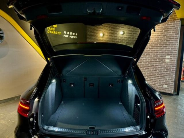 PORSCHE保時捷 MACAN TURBO  第19張相片