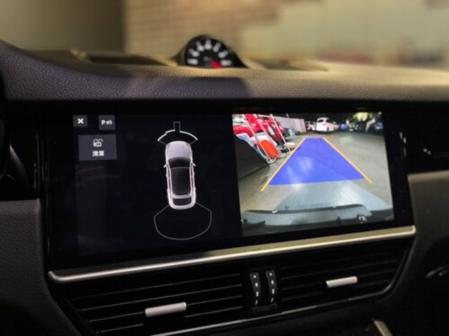 PORSCHE保時捷 CAYENNE  第15張相片