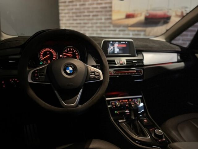 BMW寶馬 218I  第8張相片