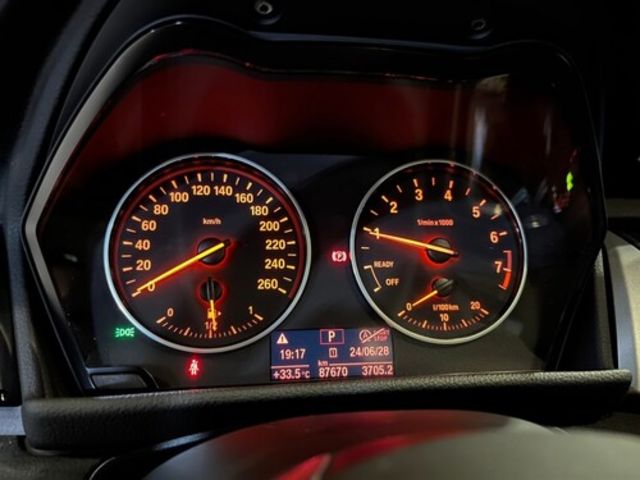 BMW寶馬 218I  第10張相片