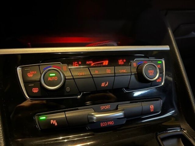 BMW寶馬 218I  第13張相片