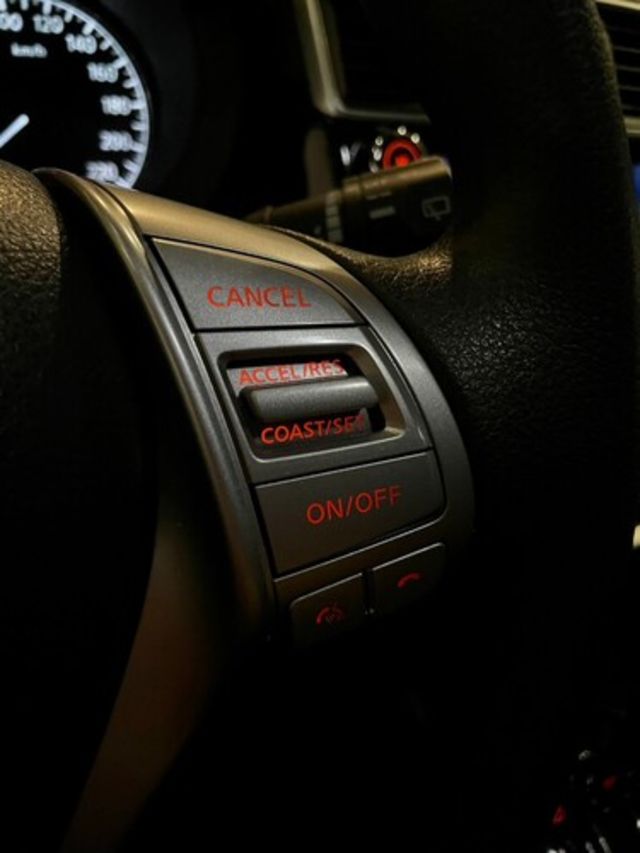 NISSAN日產 TIIDA  第15張相片