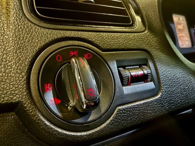 VOLKSWAGEN福斯 POLO  第9張相片