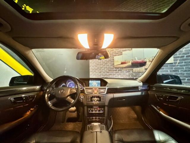 M-BENZ賓士 E300  第7張相片