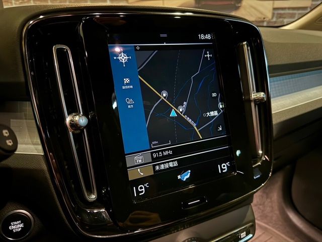 VOLVO富豪 XC40  第13張相片