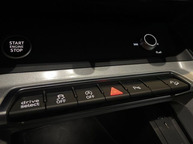 AUDI奧迪 Q3  第15張相片