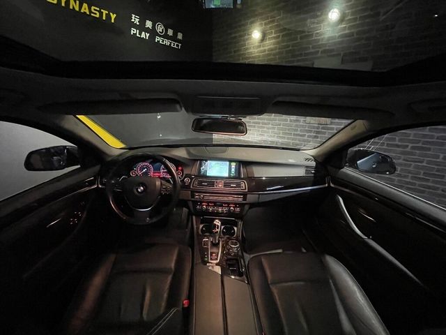 BMW寶馬 520I  第7張相片