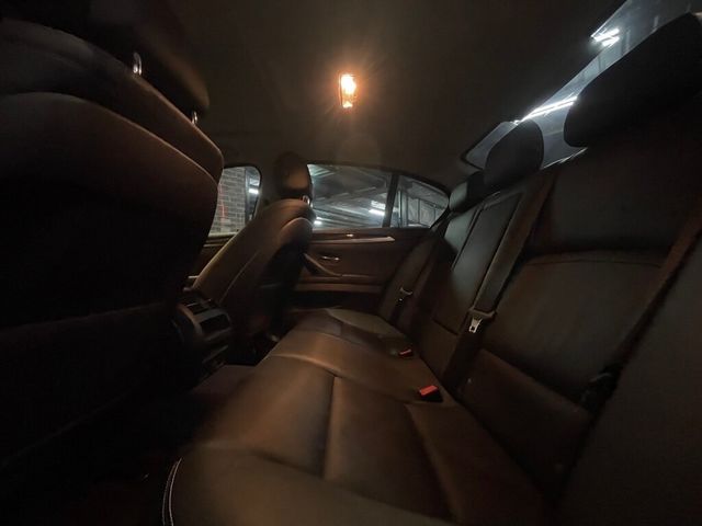 BMW寶馬 520I  第9張相片